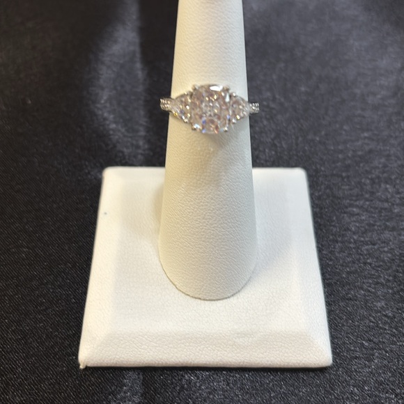 Elegant QVC Platinum Clad Diamonique Ring - Picture 2 of 4